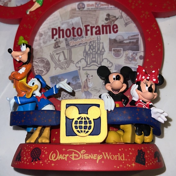 NEW!!!Disney Mickey and Friends Character 3 Photo Frame - Picture 6 of 17